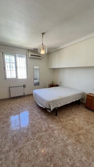 Image No.27-4 Bed Property for sale