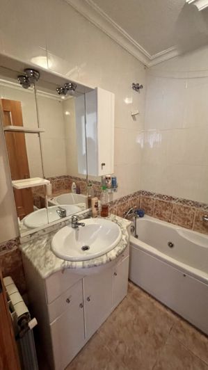 Image No.32-4 Bed Property for sale