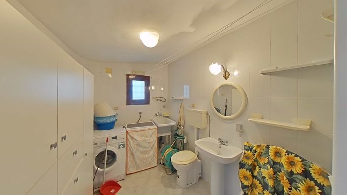 Image No.38-2 Bed Apartment for sale