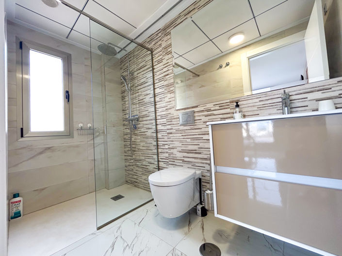 Image No.24-3 Bed Villa for sale