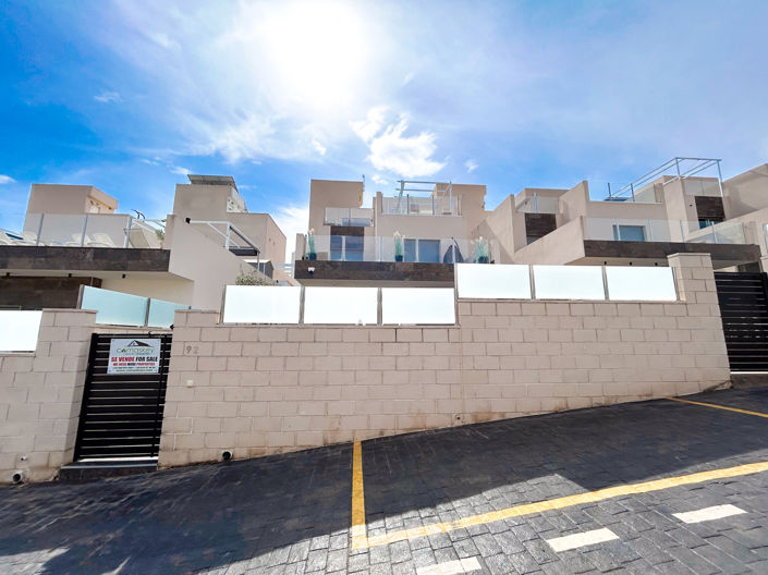Image No.36-3 Bed Villa for sale