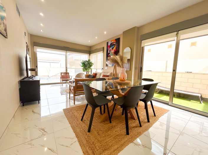 Image No.6-3 Bed Villa for sale