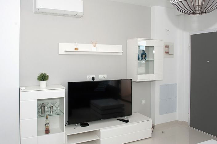 Image No.12-2 Bed Apartment for sale