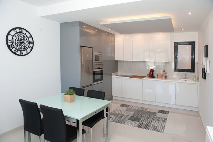 Image No.14-2 Bed Apartment for sale