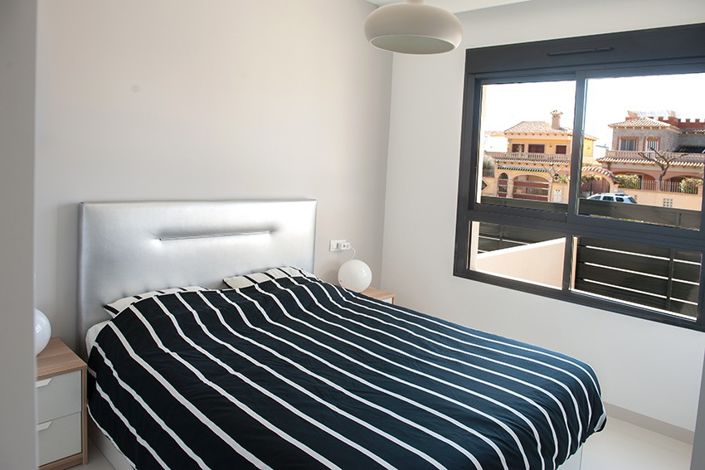 Image No.18-2 Bed Apartment for sale