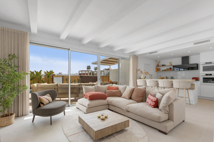 Image No.7-3 Bed Villa for sale