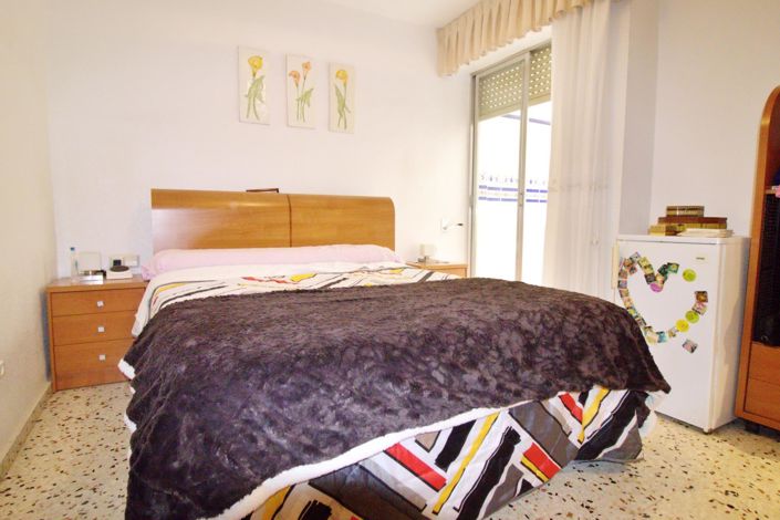 Image No.11-3 Bed Apartment for sale
