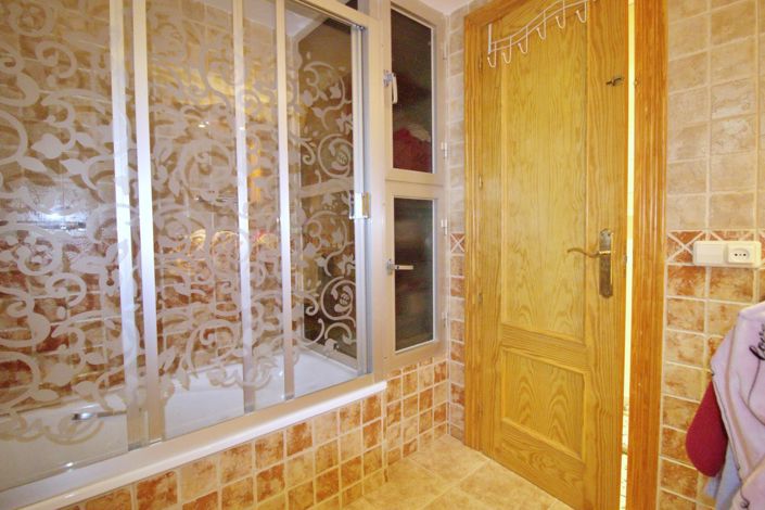 Image No.19-3 Bed Apartment for sale