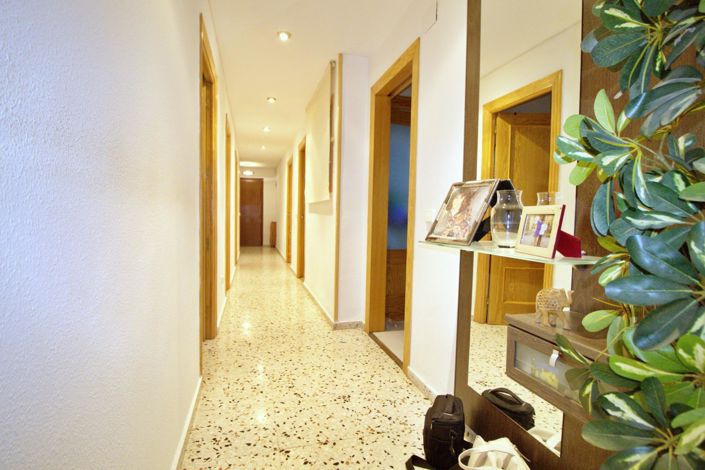 Image No.6-3 Bed Apartment for sale