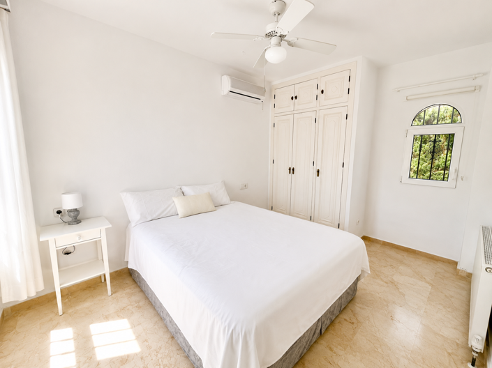 Image No.15-5 Bed Villa for sale