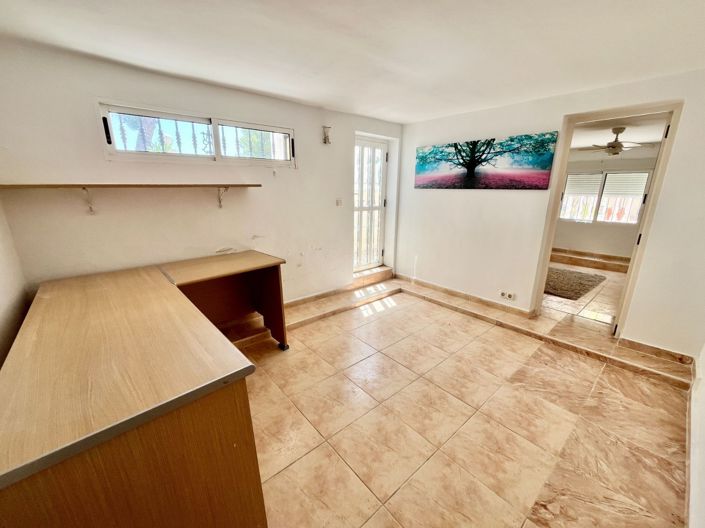 Image No.22-5 Bed Villa for sale