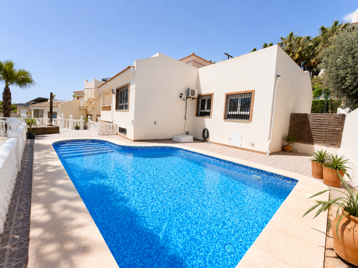 Image No.3-5 Bed Villa for sale