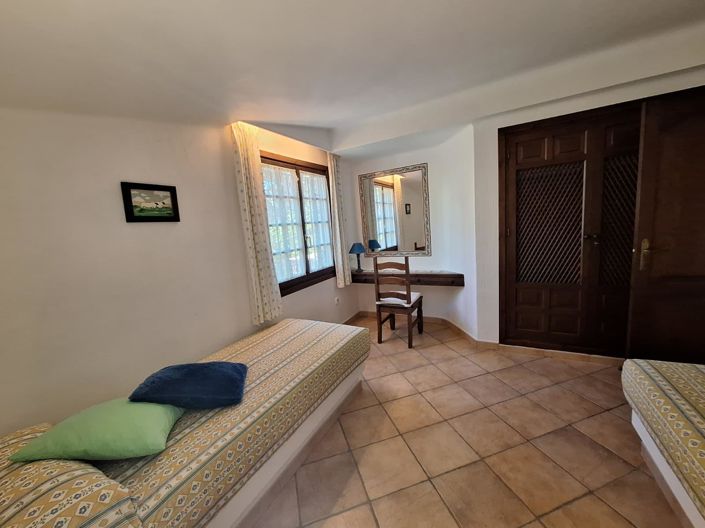Image No.25-2 Bed Apartment for sale