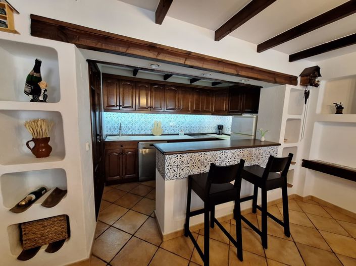 Image No.29-2 Bed Apartment for sale