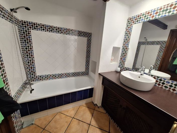 Image No.41-2 Bed Apartment for sale