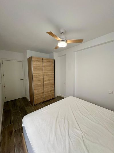 Image No.20-3 Bed Apartment for sale