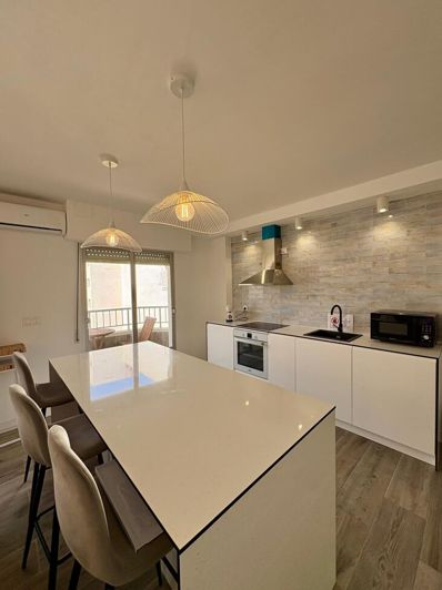 Image No.7-3 Bed Apartment for sale