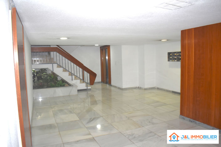Image No.27-3 Bed Apartment for sale