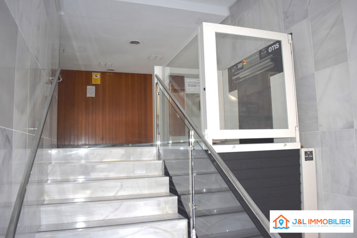Image No.28-3 Bed Apartment for sale