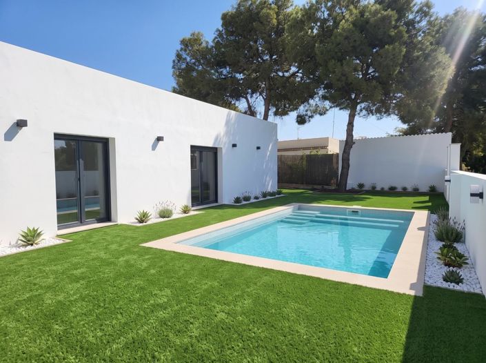 Image No.2-3 Bed Villa for sale
