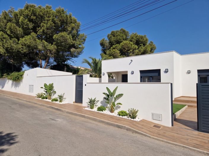 Image No.4-3 Bed Villa for sale