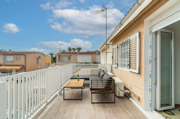 Image No.50-4 Bed Duplex for sale