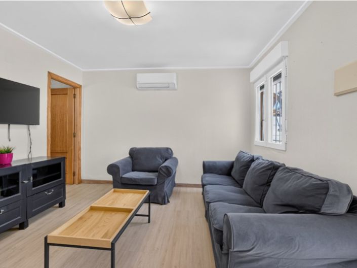 Image No.3-3 Bed Townhouse for sale