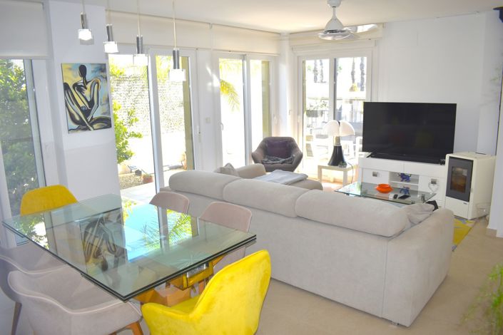 Image No.18-3 Bed Villa for sale