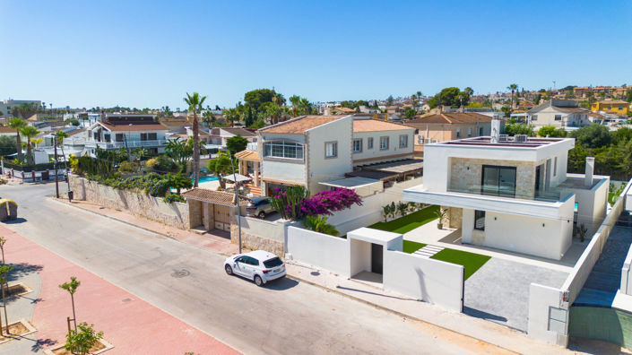 Image No.46-4 Bed Villa for sale