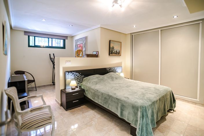 Image No.17-4 Bed Villa for sale