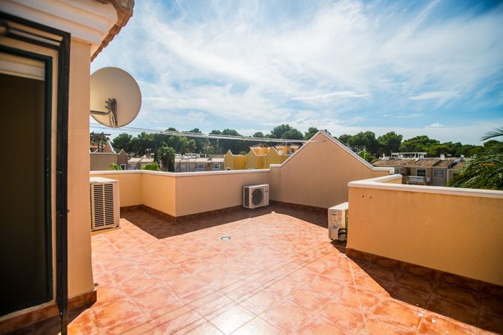Image No.21-4 Bed Villa for sale