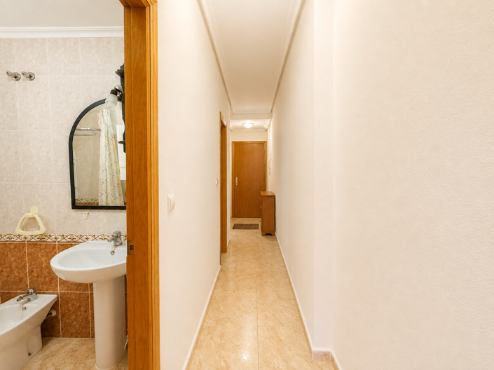 Image No.20-2 Bed Apartment for sale