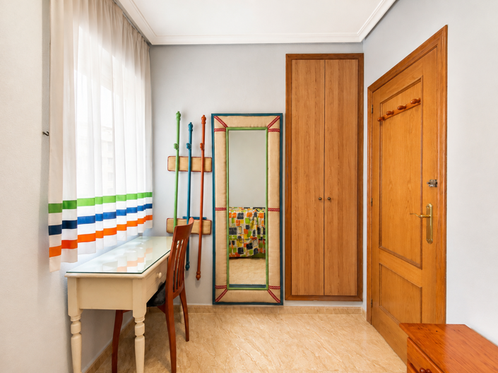 Image No.25-2 Bed Apartment for sale