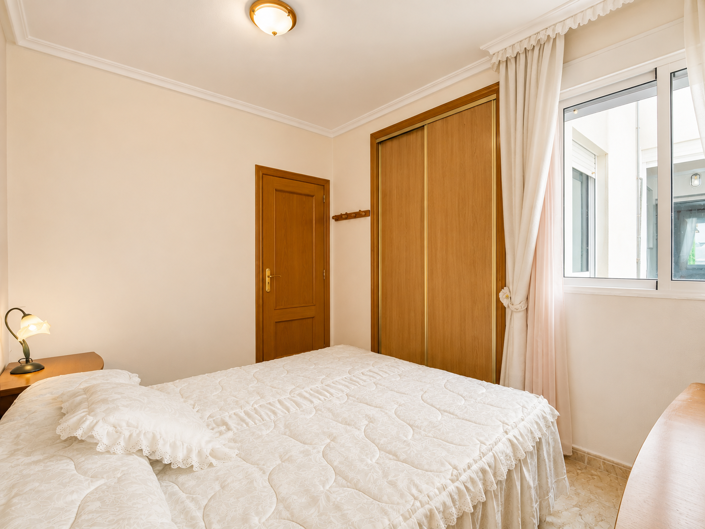Image No.30-2 Bed Apartment for sale