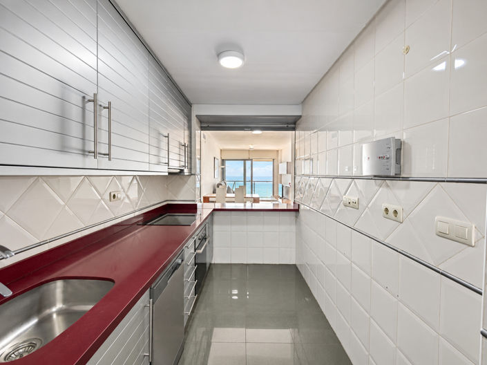 Image No.20-3 Bed Apartment for sale
