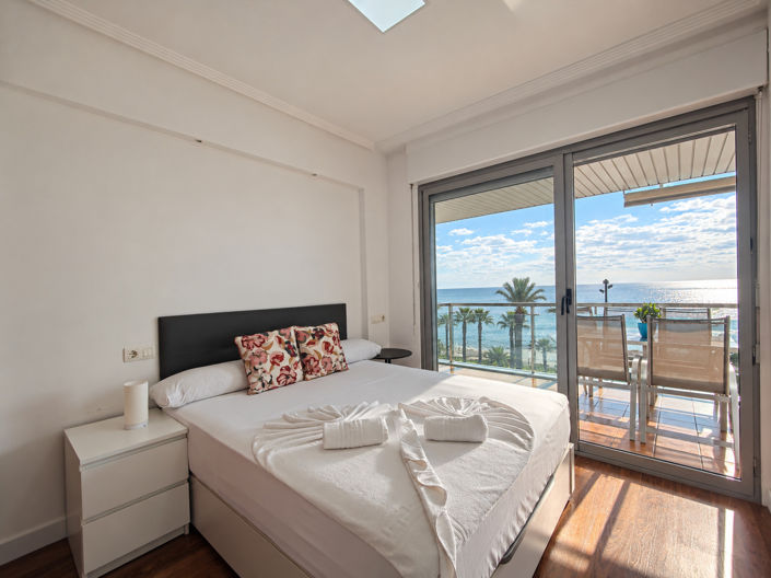 Image No.26-3 Bed Apartment for sale