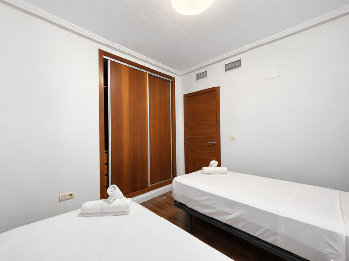 Image No.35-3 Bed Apartment for sale