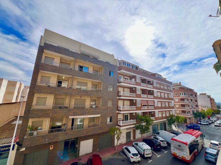 Image No.14-4 Bed Apartment for sale