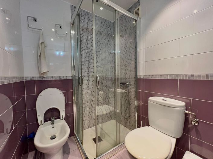 Image No.22-4 Bed Apartment for sale