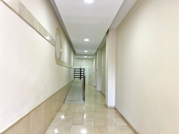 Image No.4-4 Bed Apartment for sale