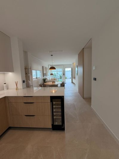 Image No.16-2 Bed Apartment for sale