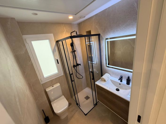 Image No.19-2 Bed Apartment for sale