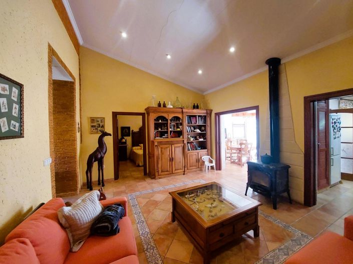 Image No.7-3 Bed House for sale