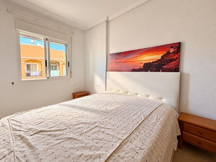 Image No.10-2 Bed Apartment for sale