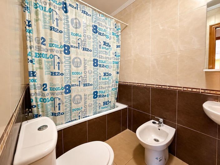 Image No.11-2 Bed Apartment for sale