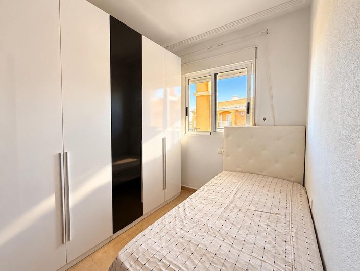 Image No.12-2 Bed Apartment for sale
