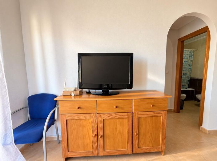 Image No.8-2 Bed Apartment for sale