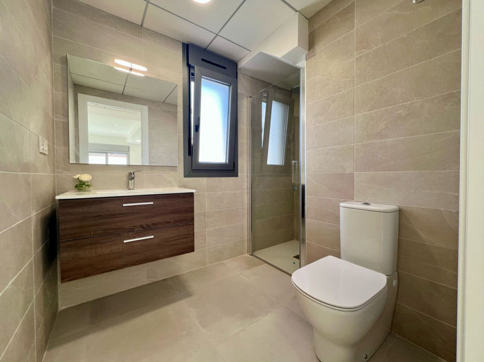 Image No.15-3 Bed Villa for sale