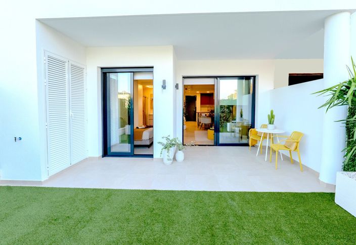 Image No.18-2 Bed Villa for sale