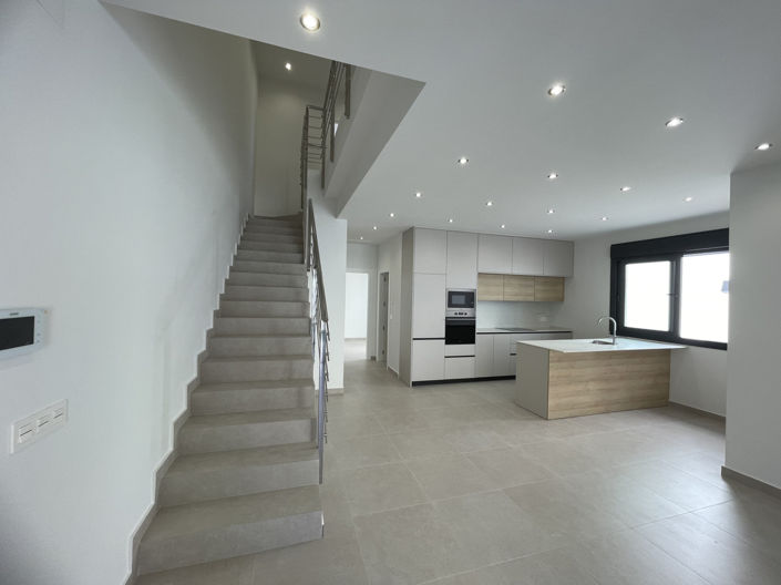 Image No.29-3 Bed Villa for sale